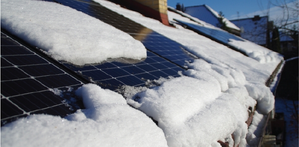 water buildup in solar lights