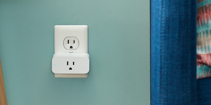 what is a smart plug