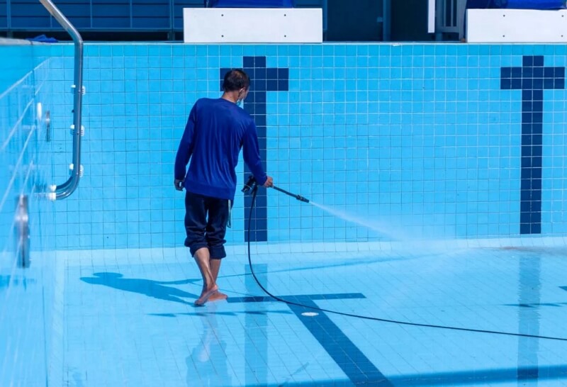 how to clean bottom of pool without vacuum