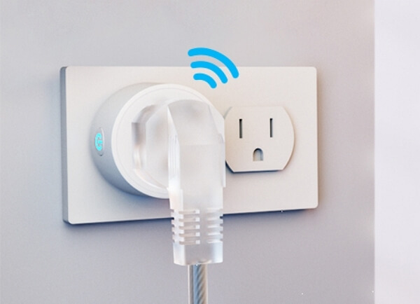 smart plugs with Wi-Fi connectivity
